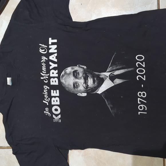 Suna in memory of Kobe and Gianna rest in peace - Picture 1 of 5